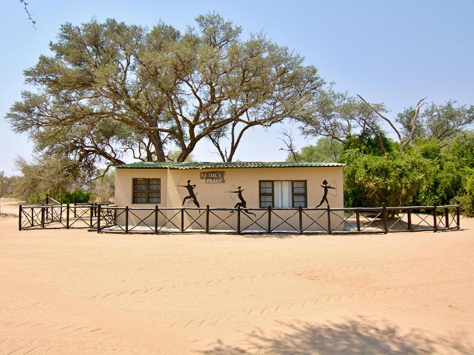 Brandberg White Lady Lodge Uis Exterior foto