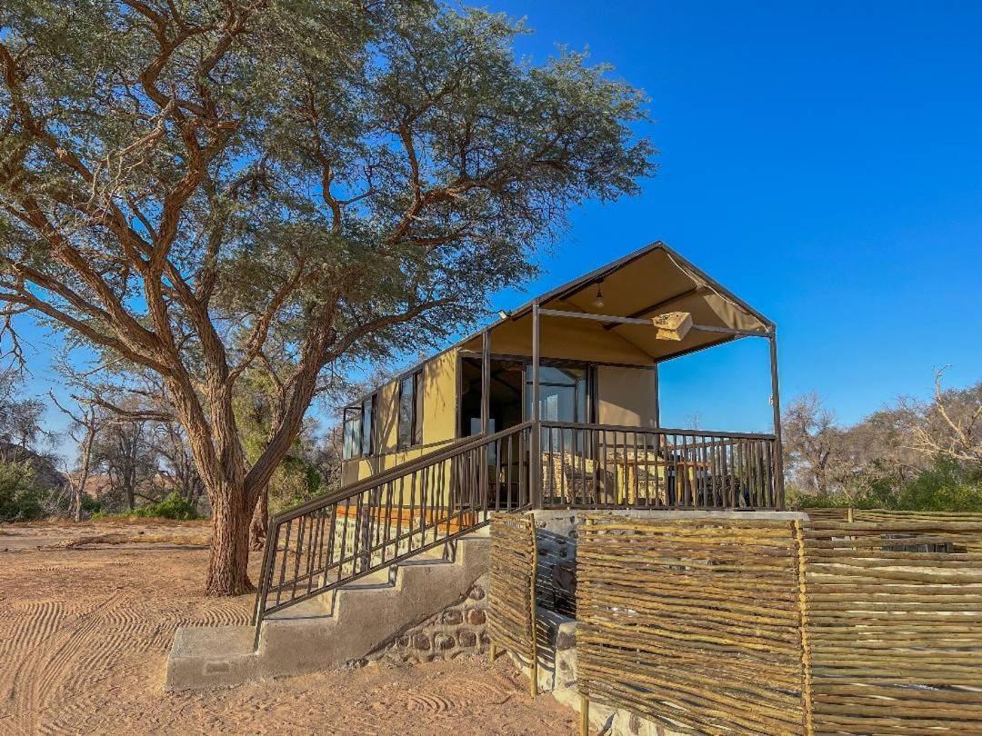 Brandberg White Lady Lodge Uis Exterior foto